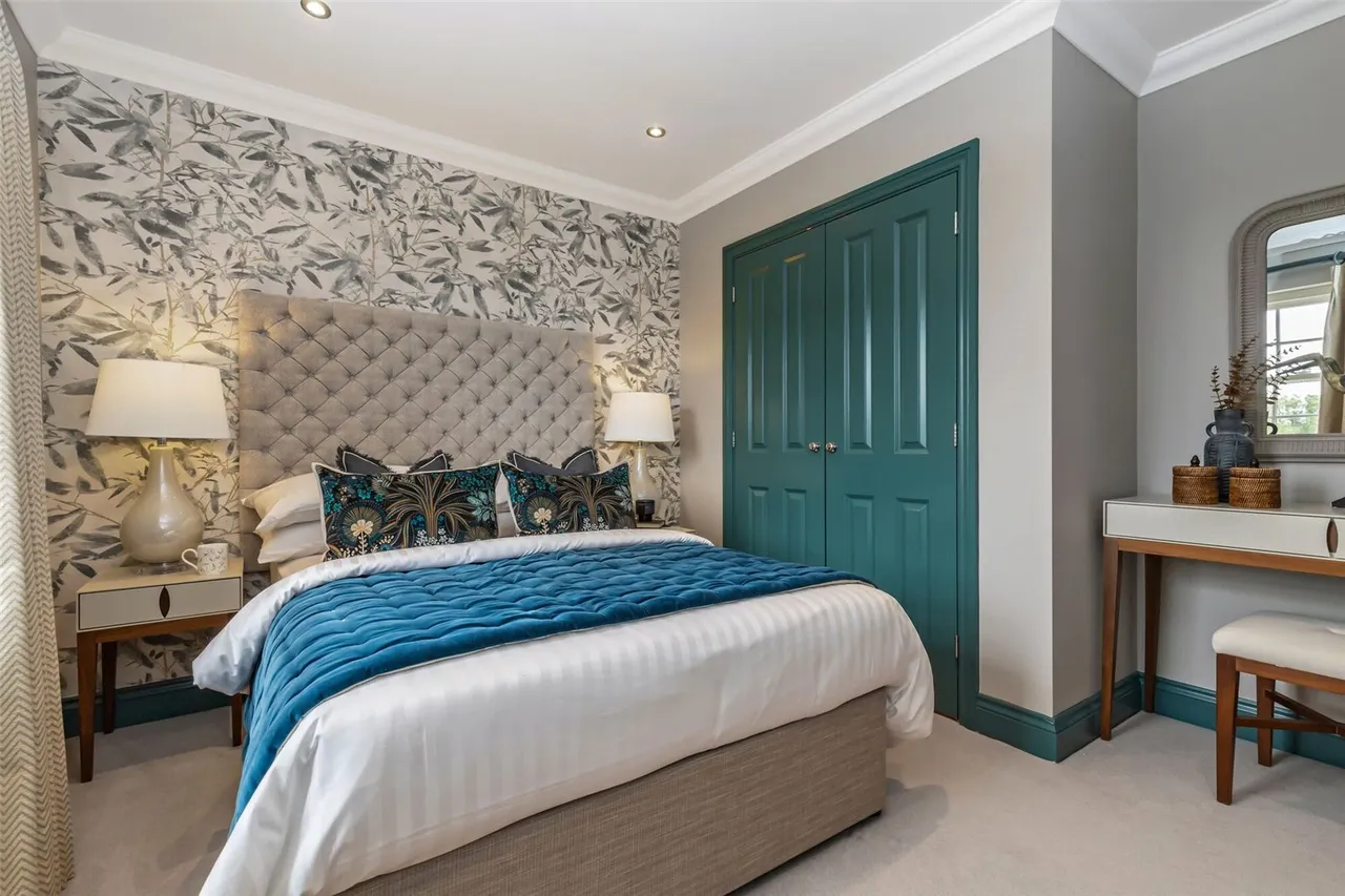 Chediston Place, Halesworth, IP19, photo 3