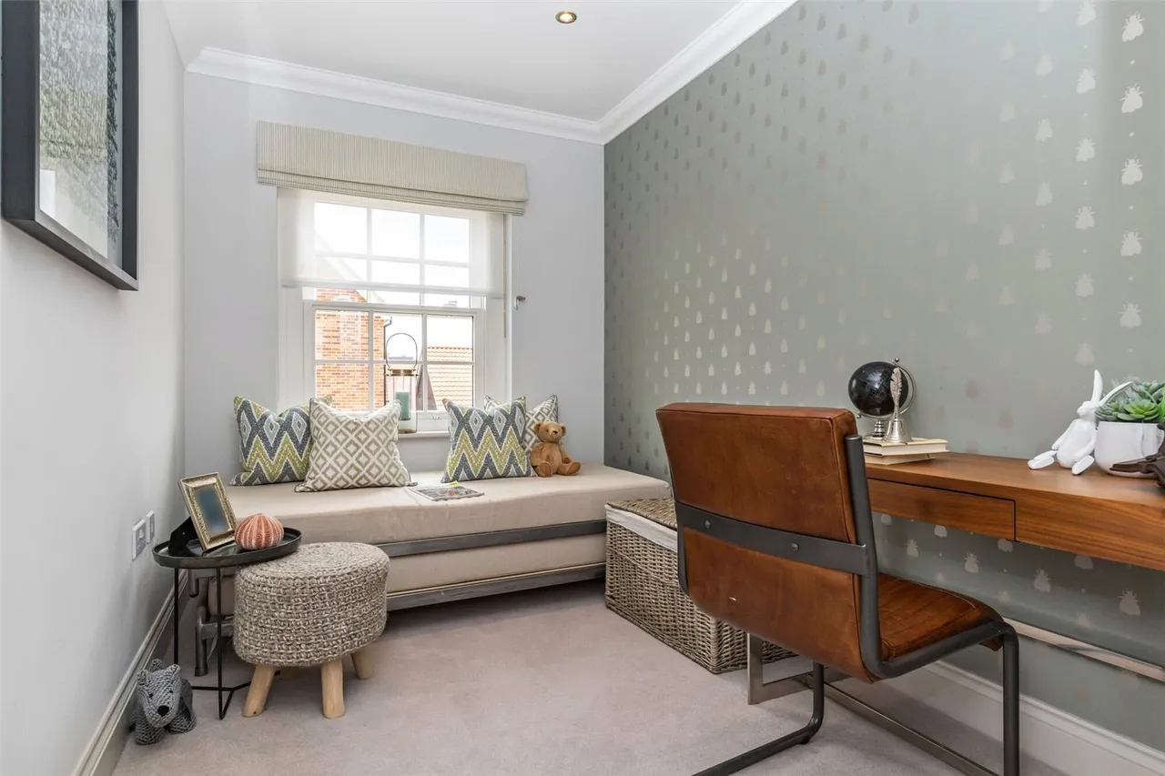 Chediston Place, Halesworth, IP19, photo 8
