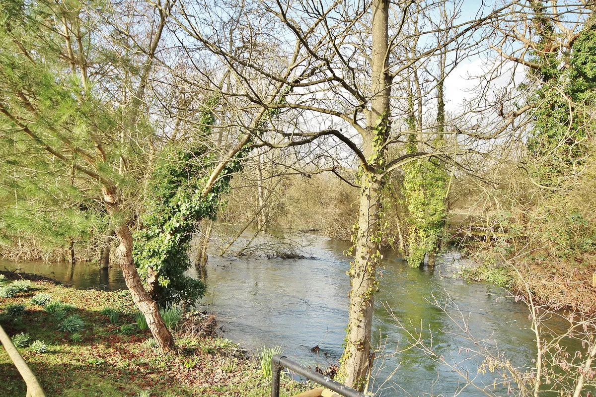 Riverside Gardens, Witney, OX28, photo 12