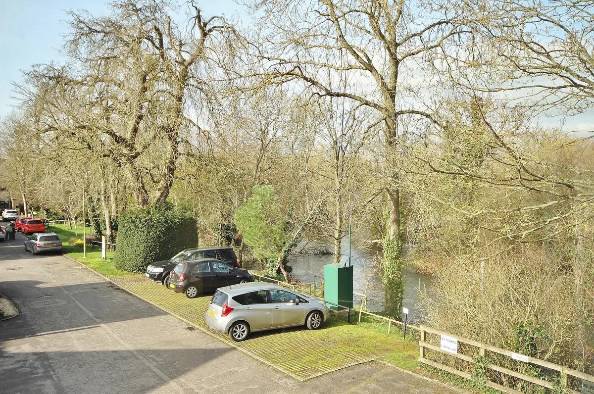 Riverside Gardens, Witney, OX28, photo 9