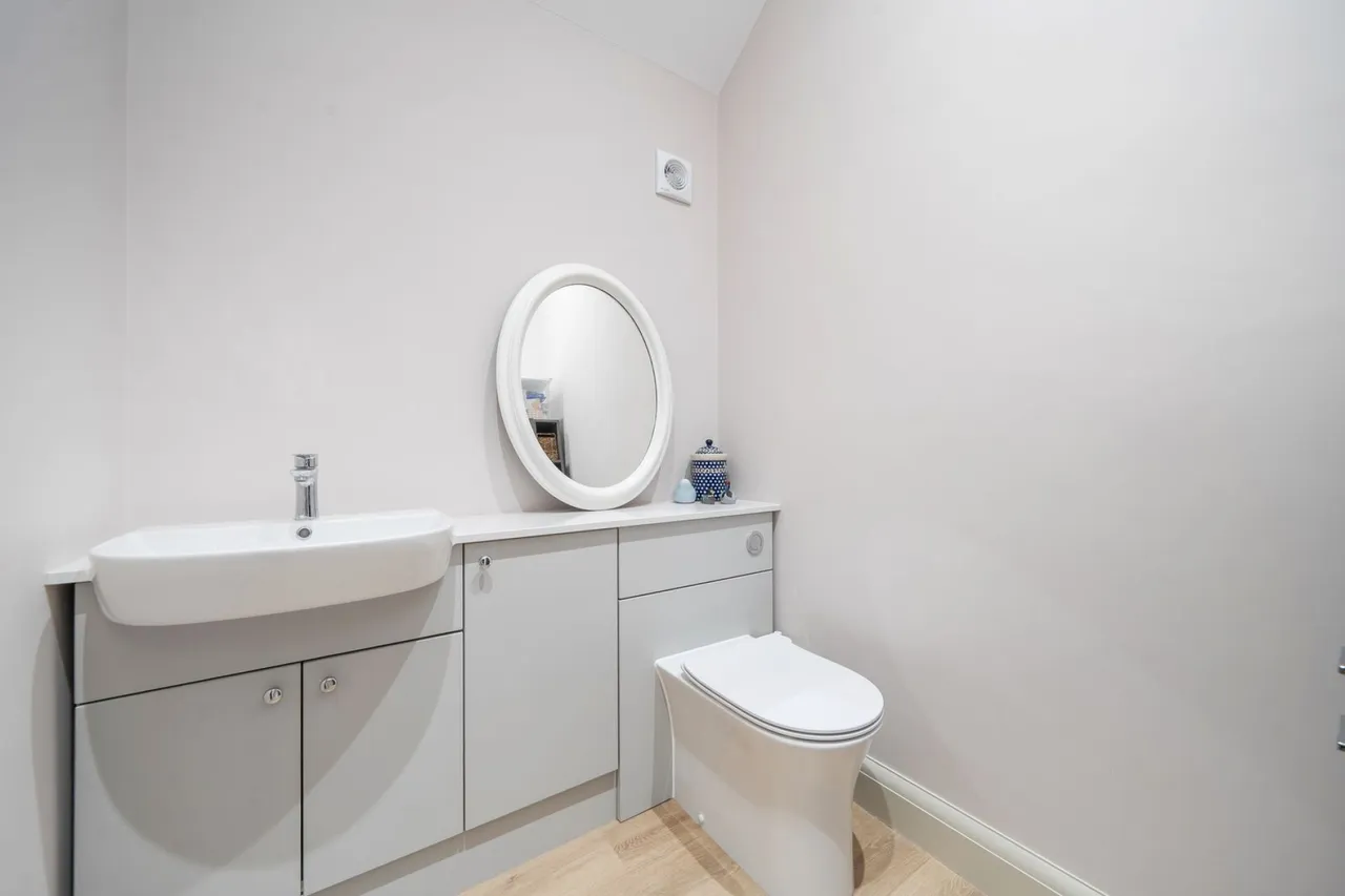 Queen Katherine Rd, Lymington, SO41, photo 11