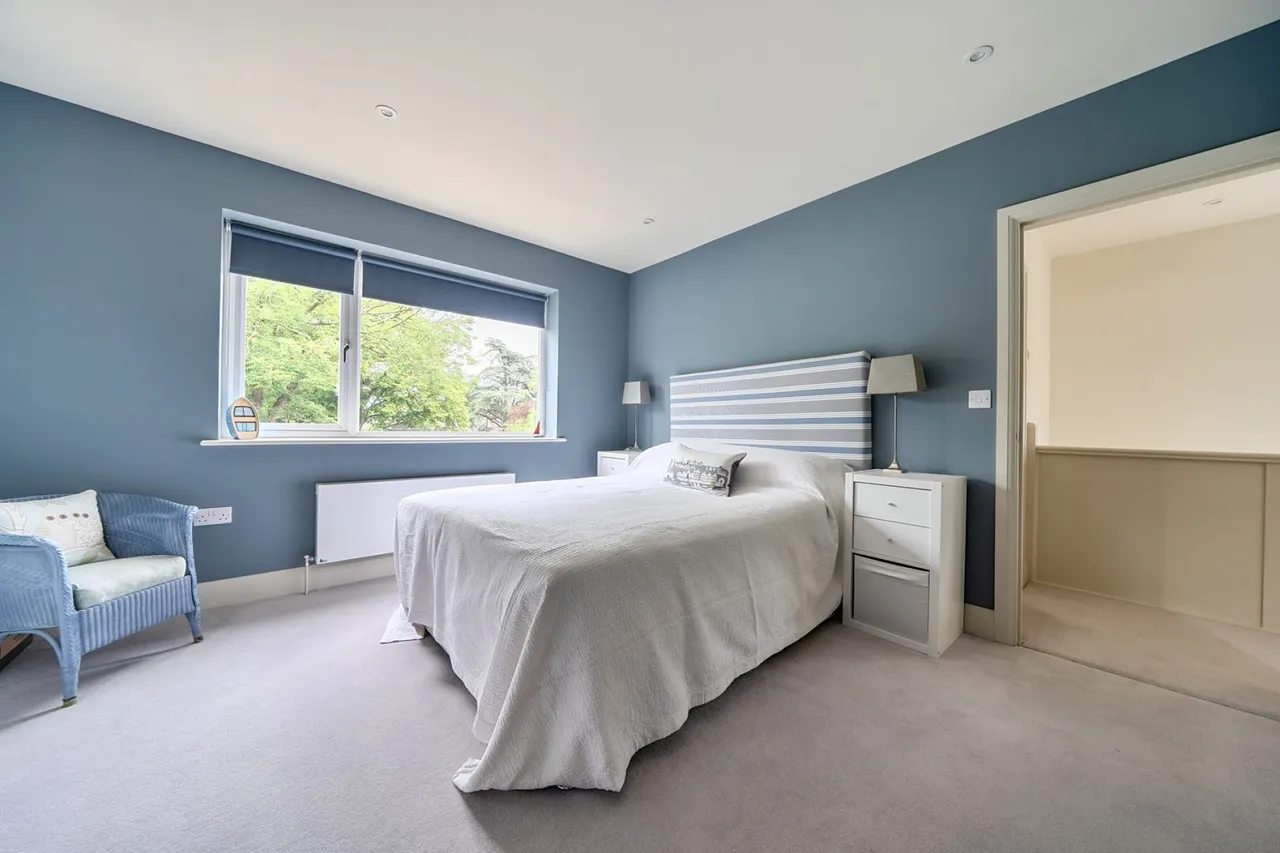 Queen Katherine Rd, Lymington, SO41, photo 17