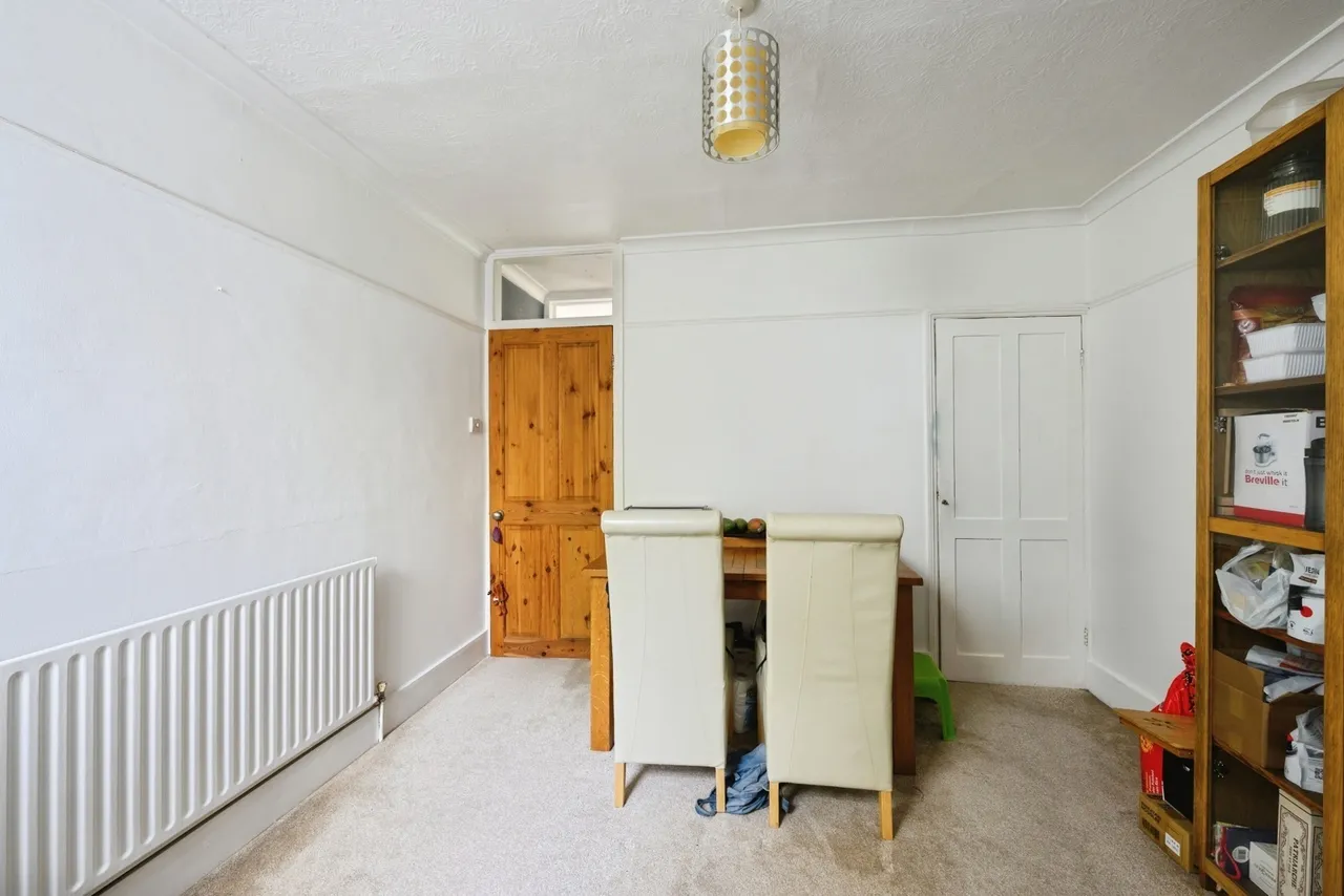 Godstone Road, Kenley, CR8, photo 3