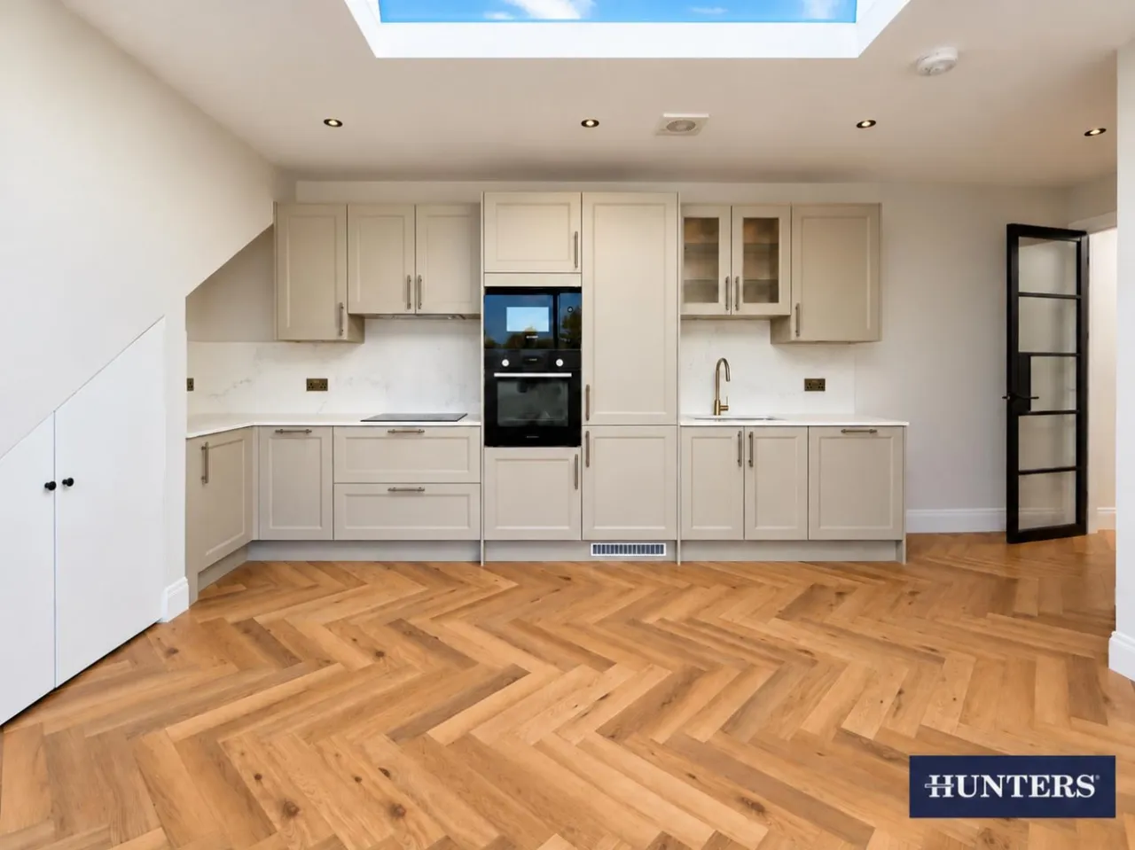 1 bed flat to rent, Hazelwood Avenue, Morden, SM4