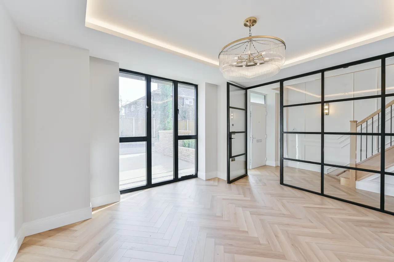 London, SW20, photo 5