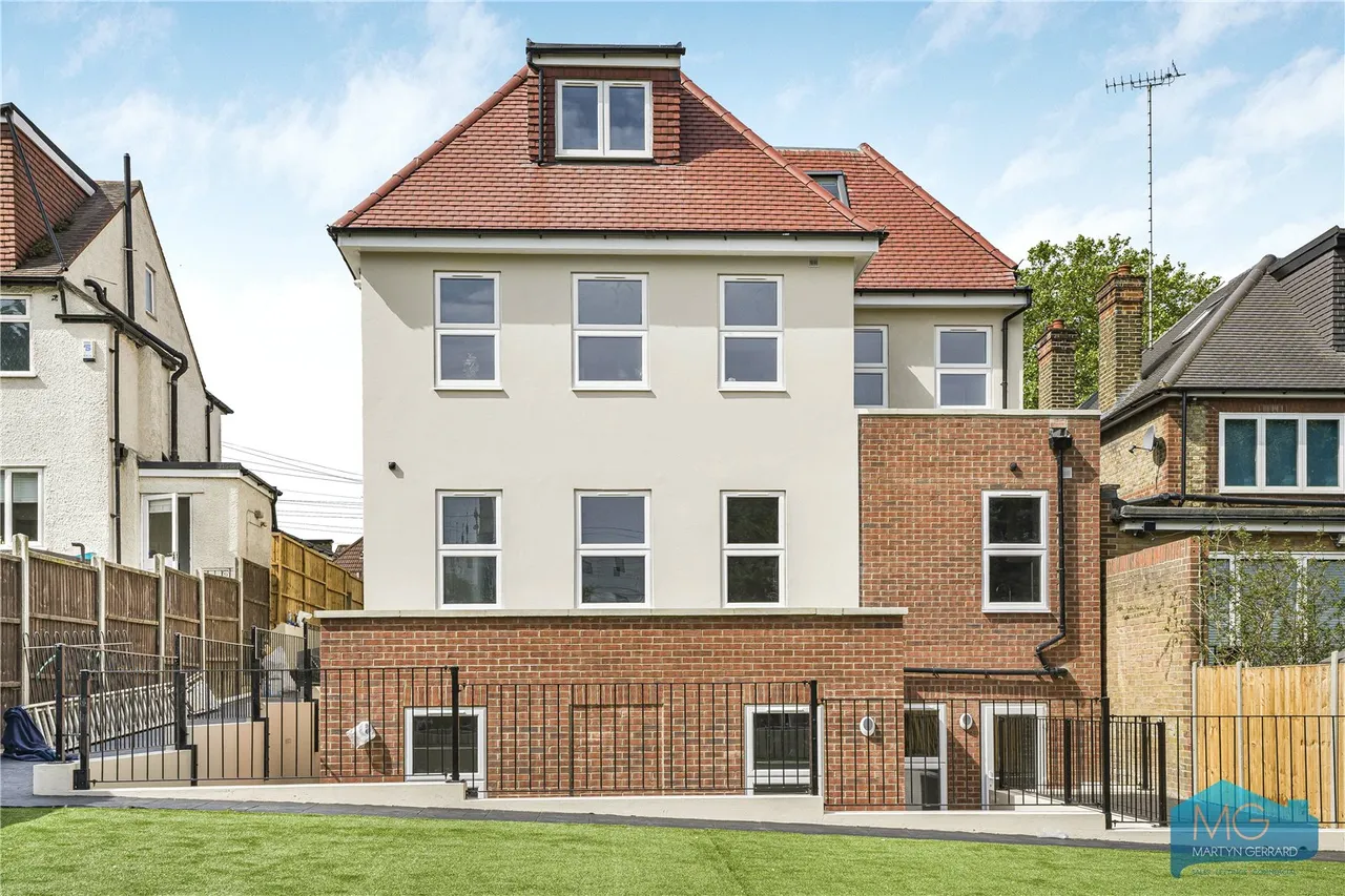 Beaconsfield Road, London, N11, photo 11