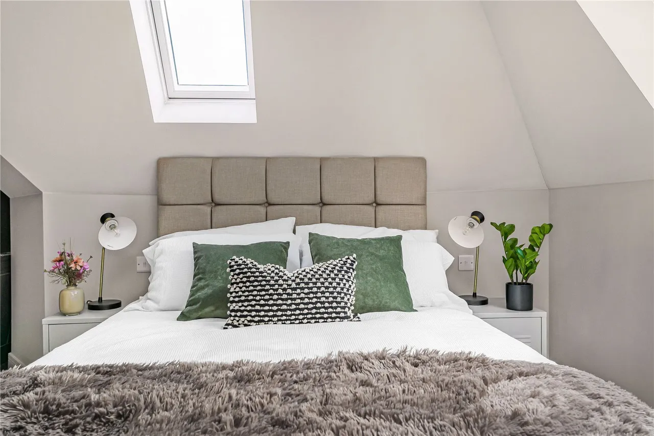 Beaconsfield Road, London, N11, photo 27