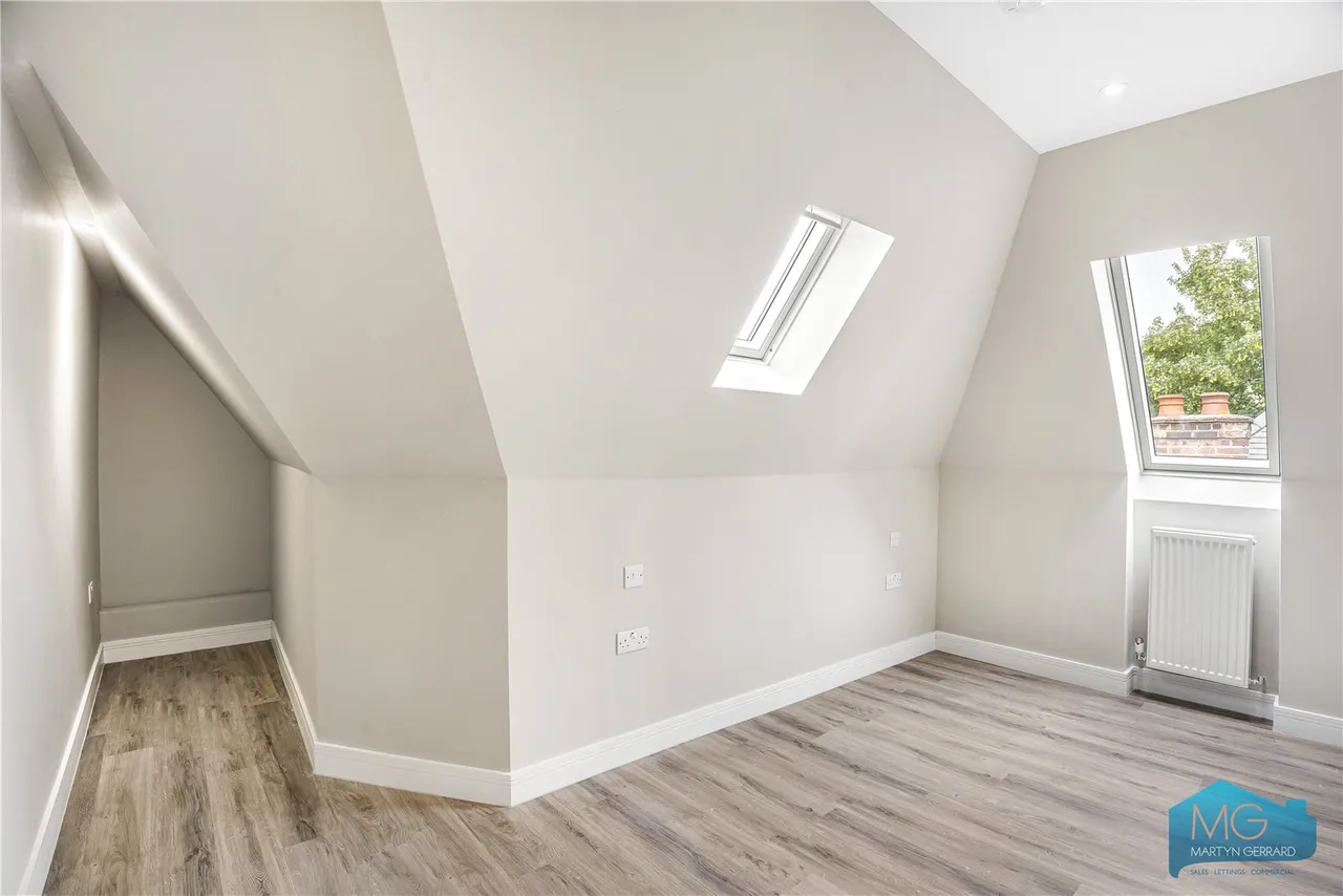 Beaconsfield Road, London, N11, photo 8
