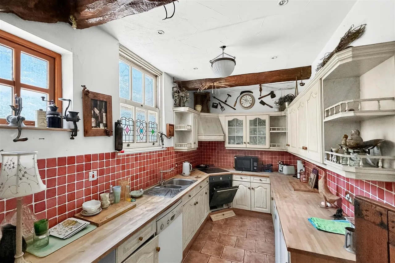 Langham Road, Bowdon, Cheshire WA14 3NT, photo 5