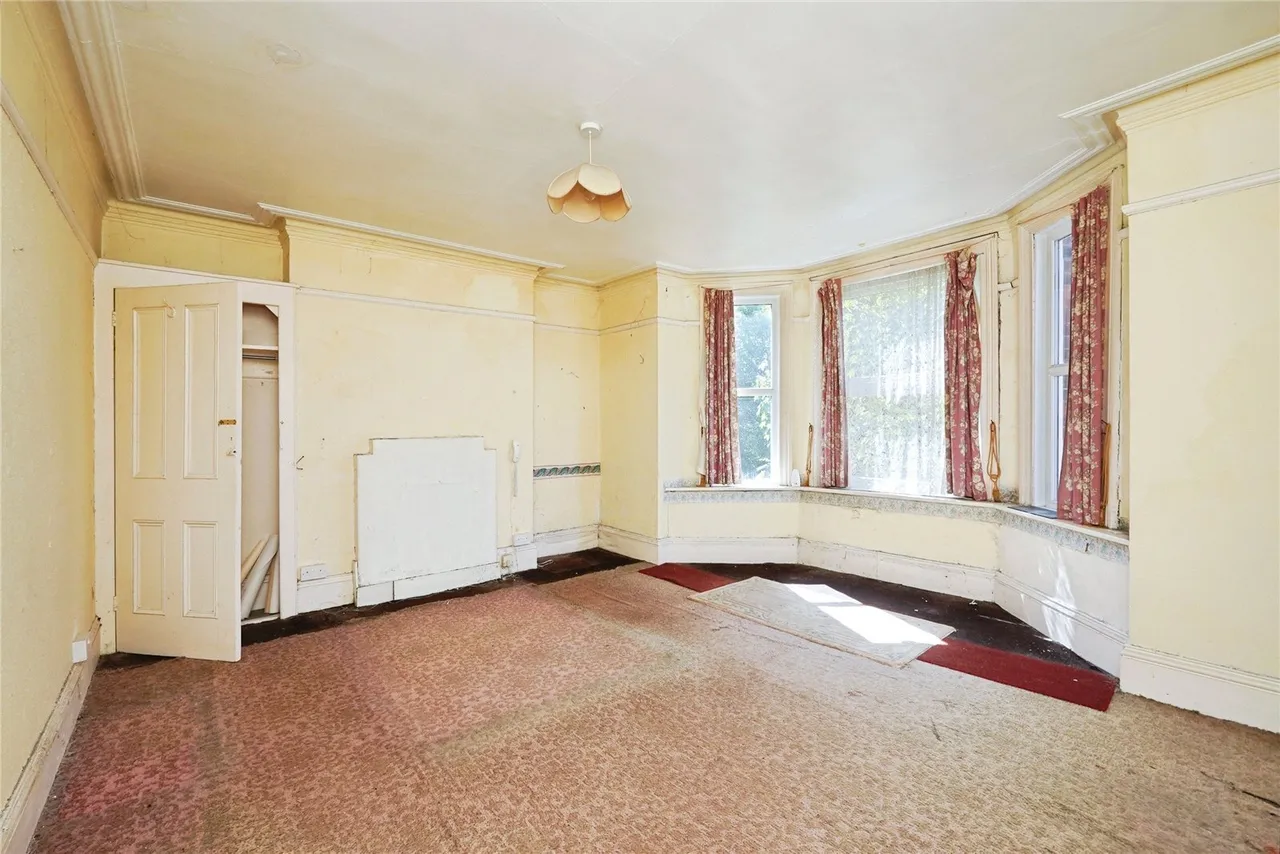 St. Johns Church Road, Folkestone, Kent, CT19, photo 2