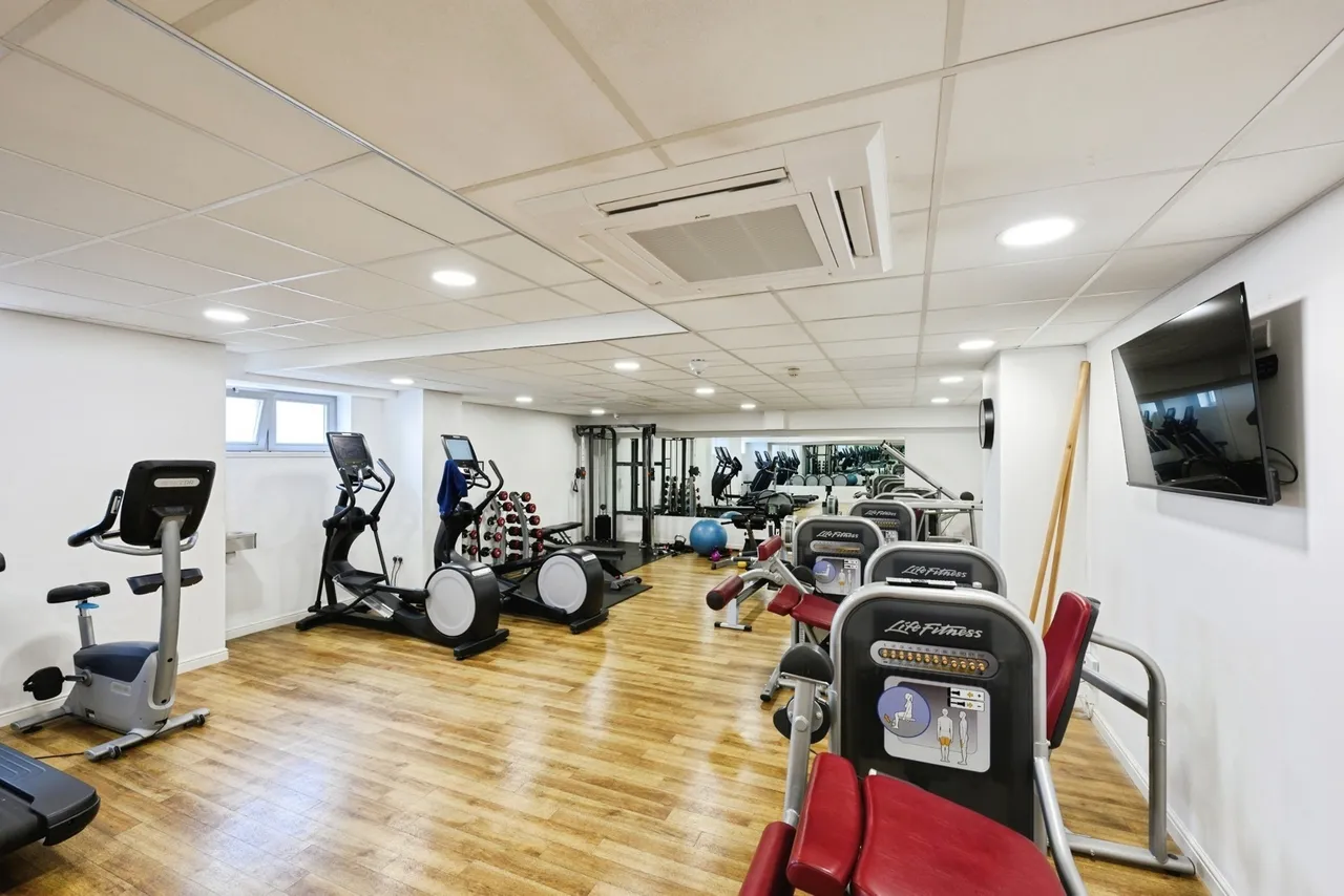 Throwley Way, Sutton, SM1, photo 13