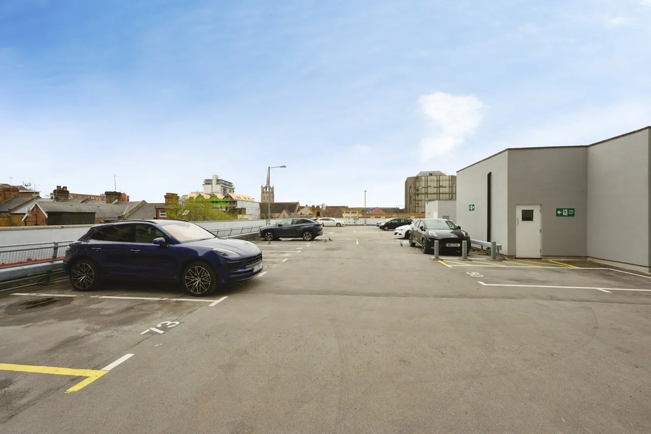 Throwley Way, Sutton, SM1, photo 15