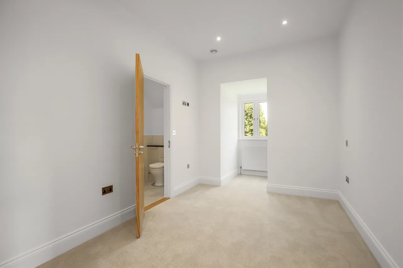 Bishopstone, Salisbury, SP5, photo 3