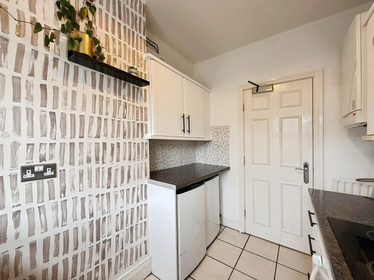Mowbray Close, Ashbrooke, SR2, photo 15