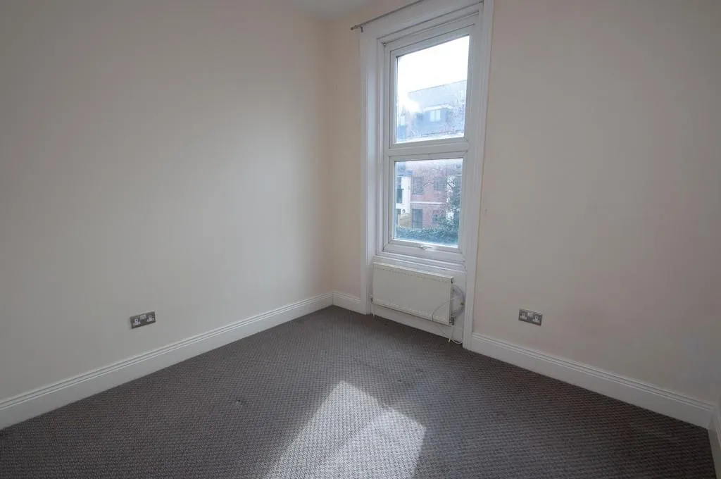 Mowbray Close, Ashbrooke, SR2, photo 6