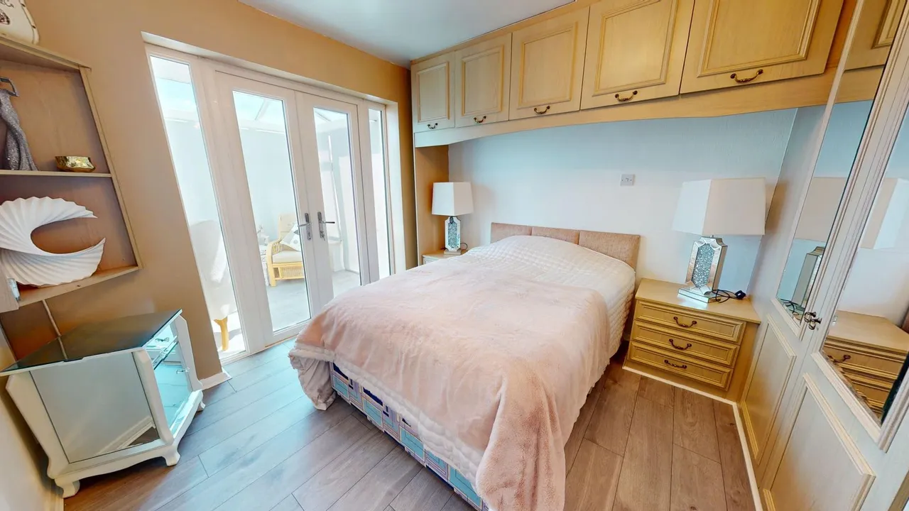 Courtway Drive, Sneyd Green, ST1, photo 9