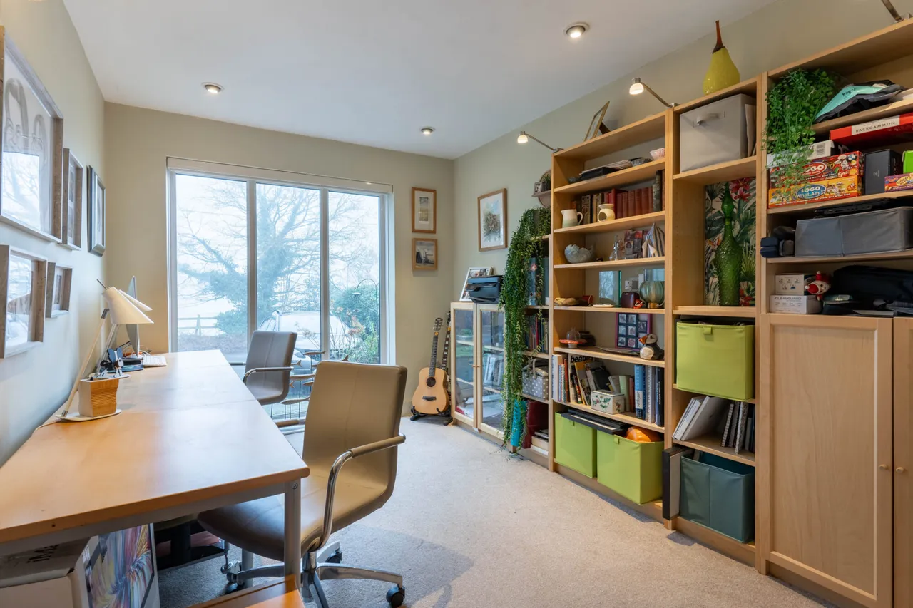 Pikes Pool Lane, Burcot, B60, photo 8
