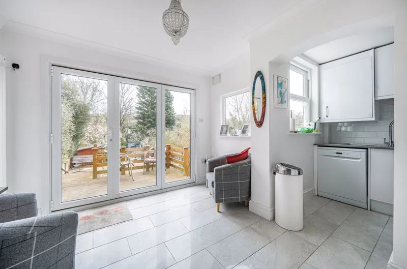 Oaks Road, Kenley CR8 5NZ, photo 8