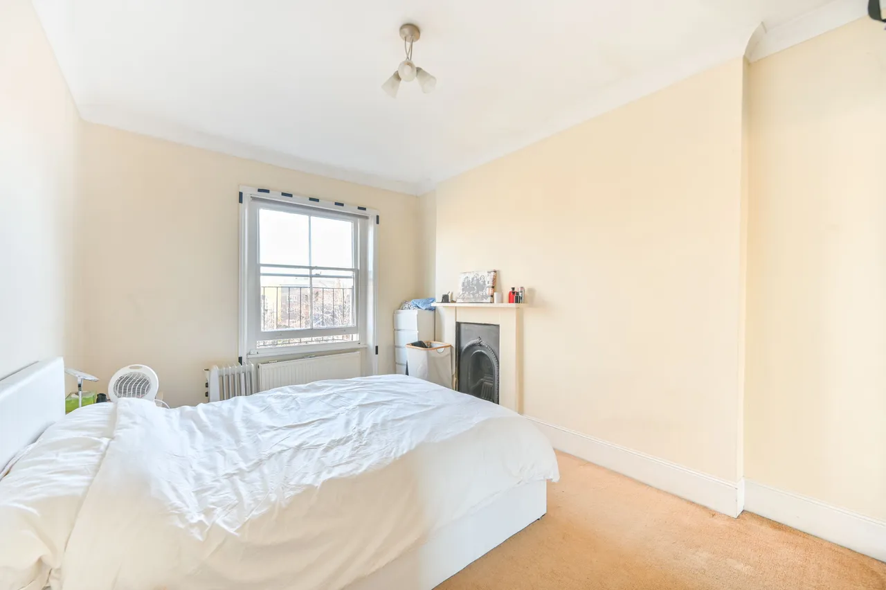 Flat 5, 108 Holland Road, London, photo 4