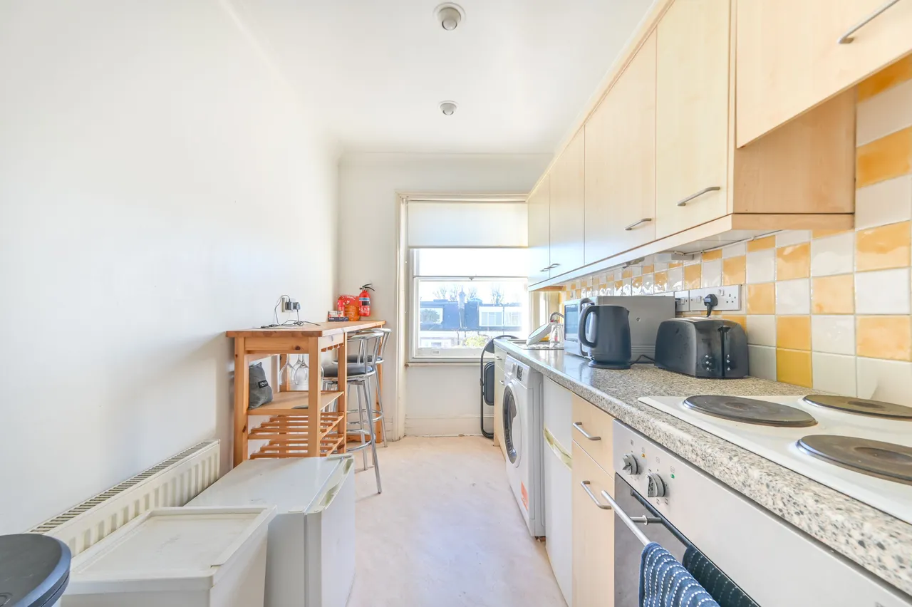 Flat 5, 108 Holland Road, London, photo 7