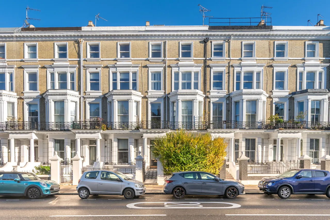 Flat 5, 108 Holland Road, London, photo 2