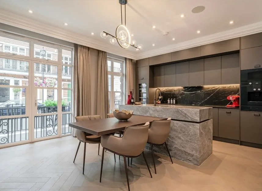 Gloucester Square, Westbourne Grove, W2, photo 2