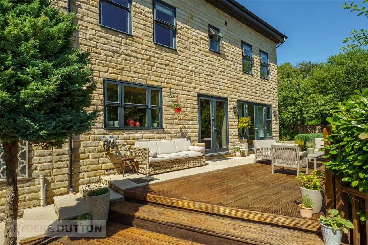 Whiteley Lodge, Ripponden, HX6, photo 28