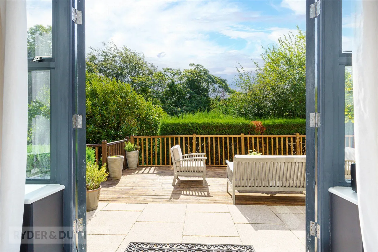Whiteley Lodge, Ripponden, HX6, photo 11