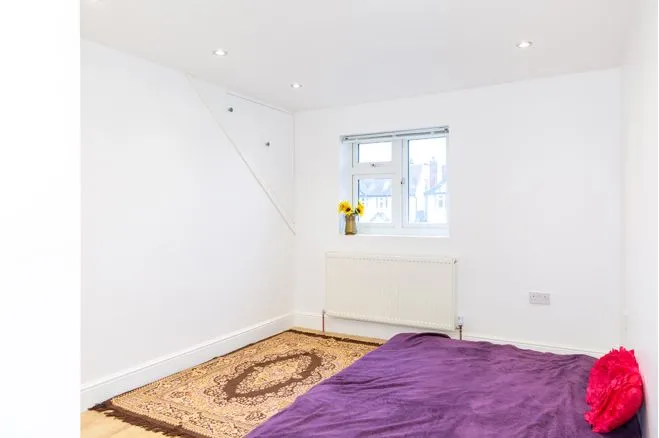 Manor Road North, Thames Ditton, KT7, photo 12
