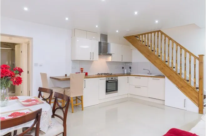 Manor Road North, Thames Ditton, KT7, photo 4