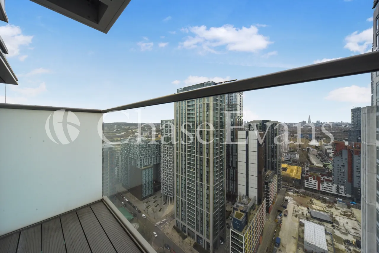 Pan Peninsula Square, Canary Wharf, E14, photo 10