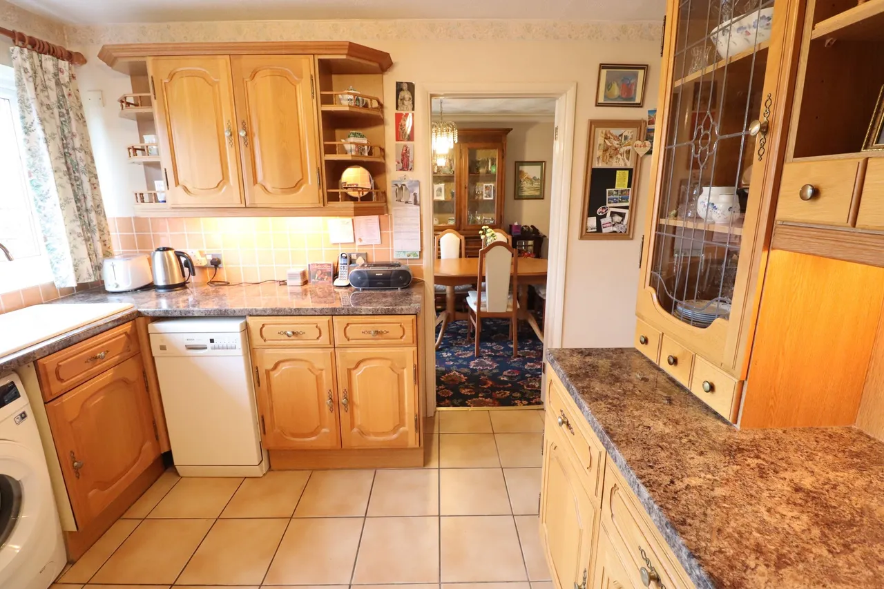 Lakeside, Rayleigh, Essex, SS6 9LA, photo 10