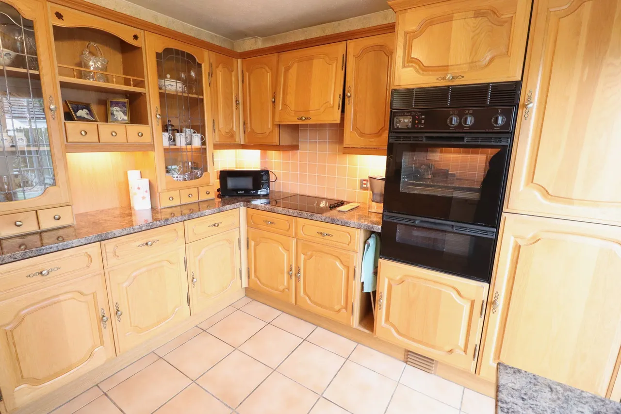 Lakeside, Rayleigh, Essex, SS6 9LA, photo 11