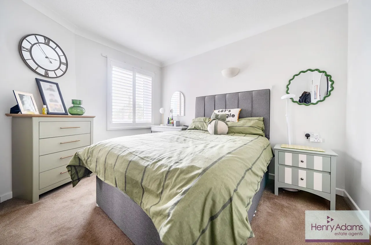 Charles Street, Lavant Court, GU32, photo 10
