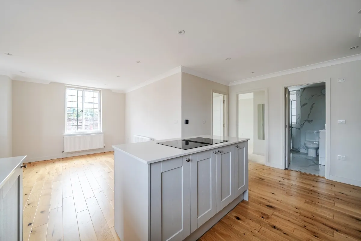 Lammas Lane, Esher KT10, photo 6