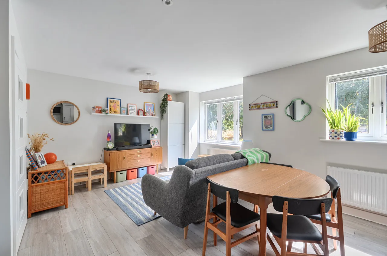 Kenworthy Way, North Stoneham, SO50, photo 2