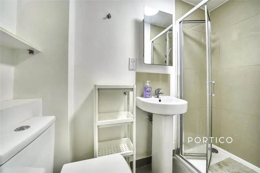 Charleville Road, London, W14, photo 10