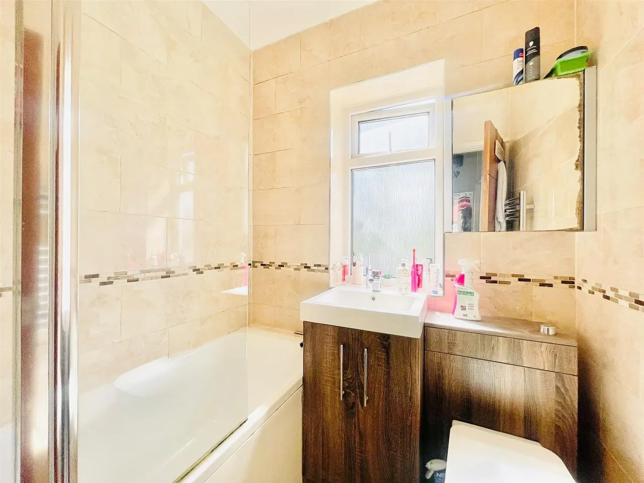 Hedgemans Road, Dagenham RM9 6DL, photo 13