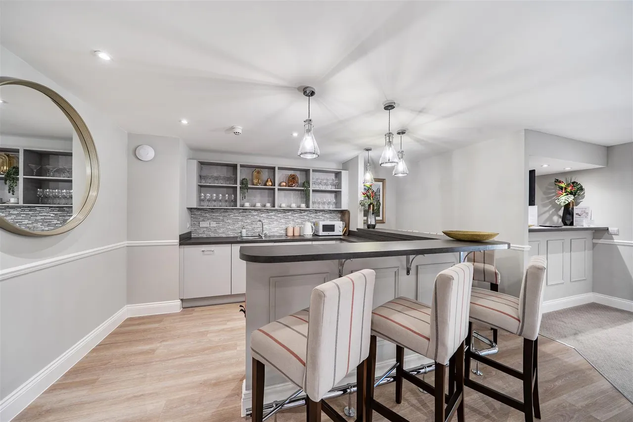 Silver Street, Kings Heath, B14, photo 12