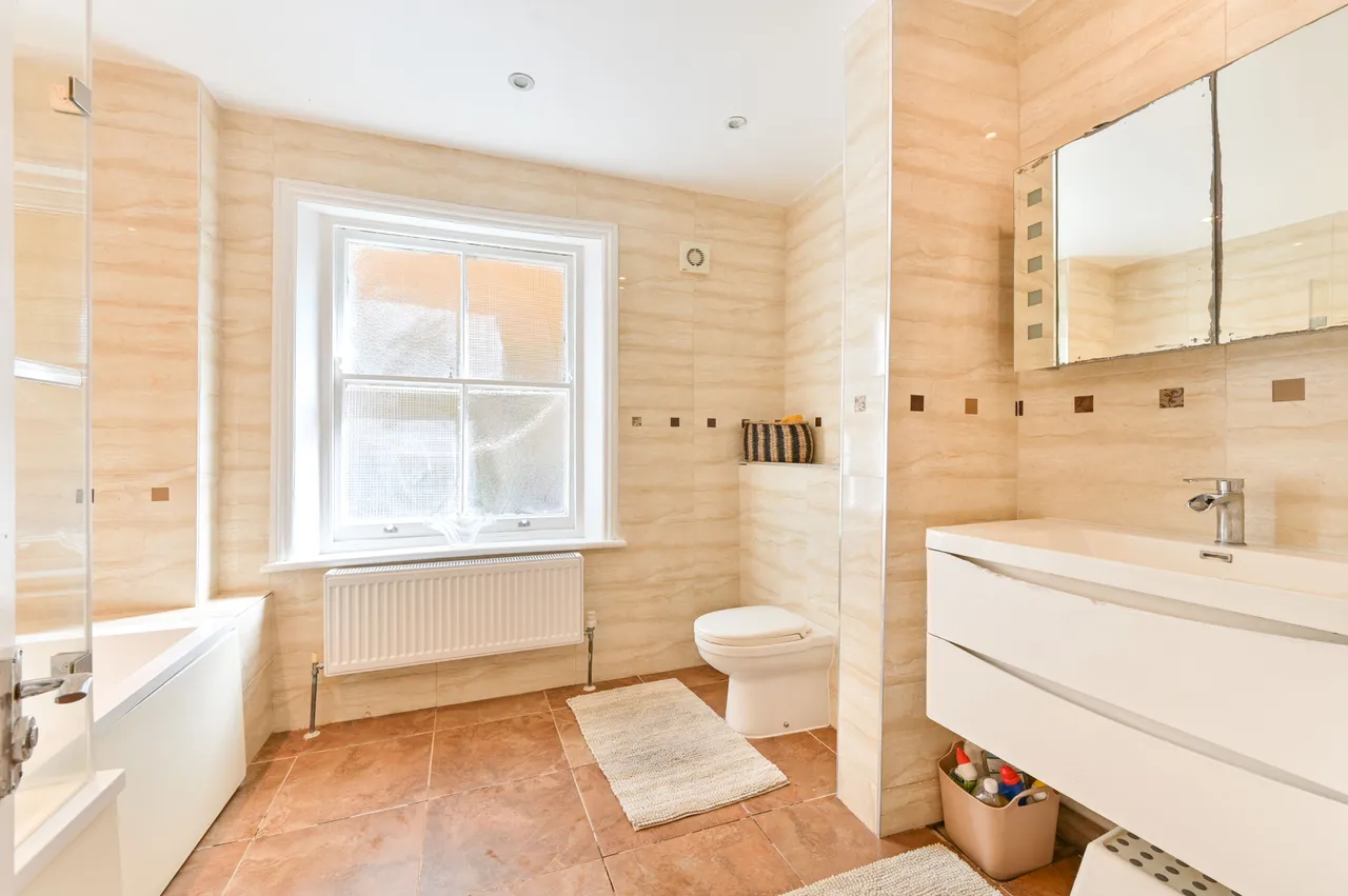 Lower Ground Floor, 34 Christchurch Avenue, London, photo 12