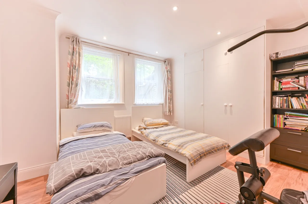 Lower Ground Floor, 34 Christchurch Avenue, London, photo 11