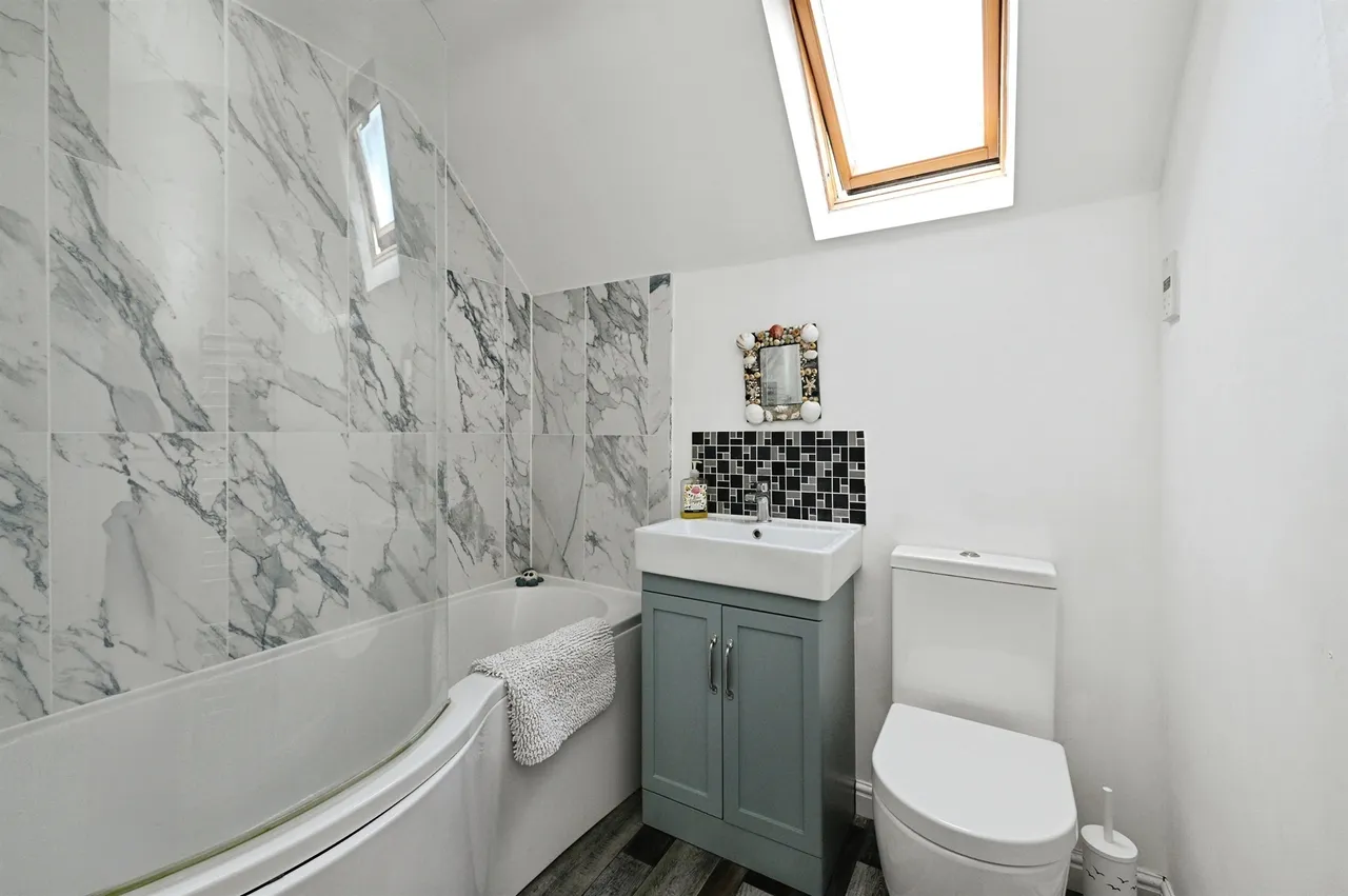 Deas Road, South Wootton, PE30, photo 12