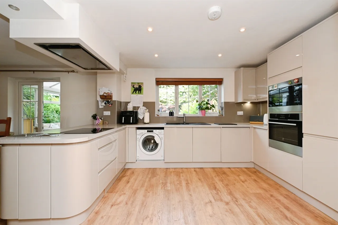 Deas Road, South Wootton, PE30, photo 2