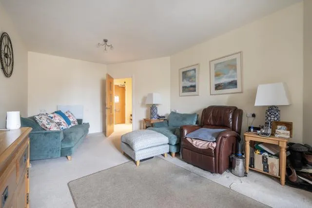 Watson Place, Chipping Norton, OX7, photo 3