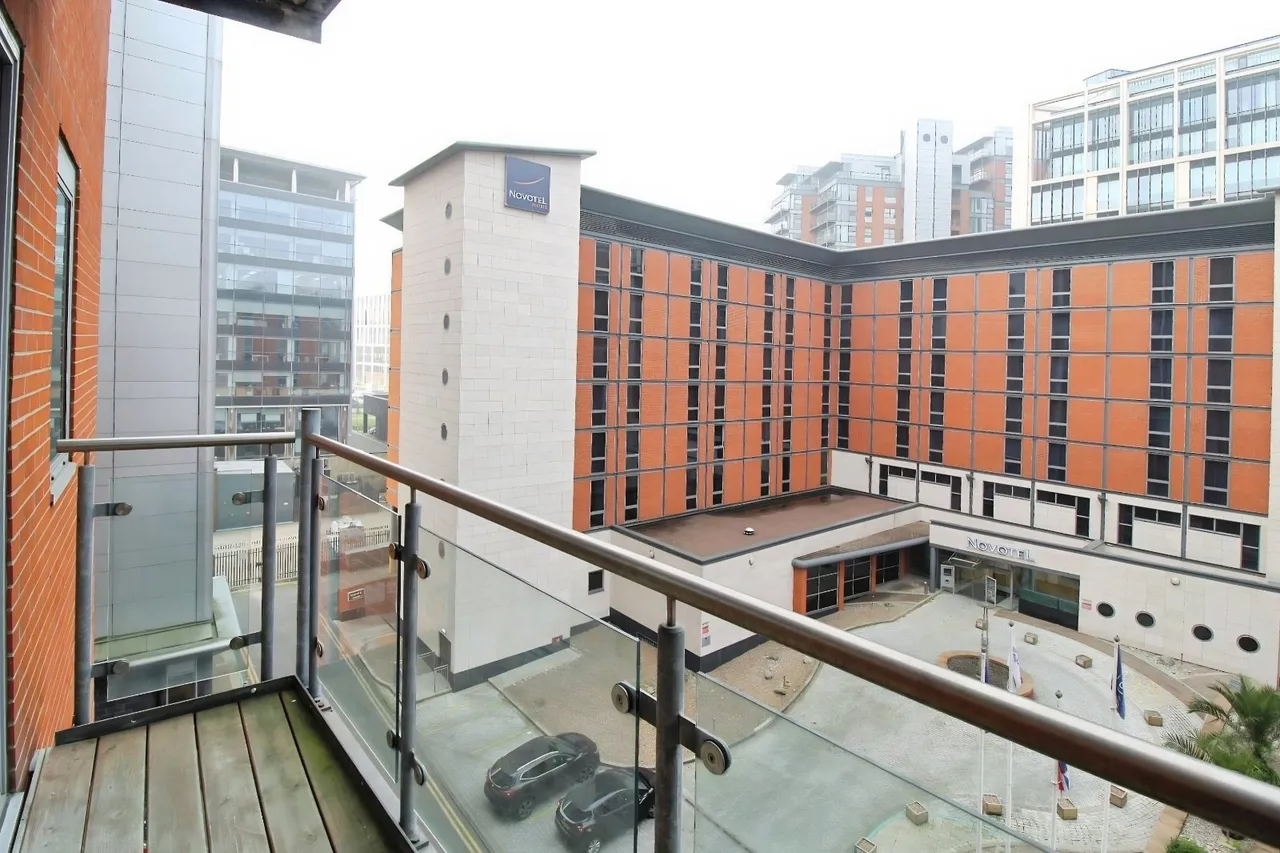 Whitehall Quay, Leeds, LS1, photo 9