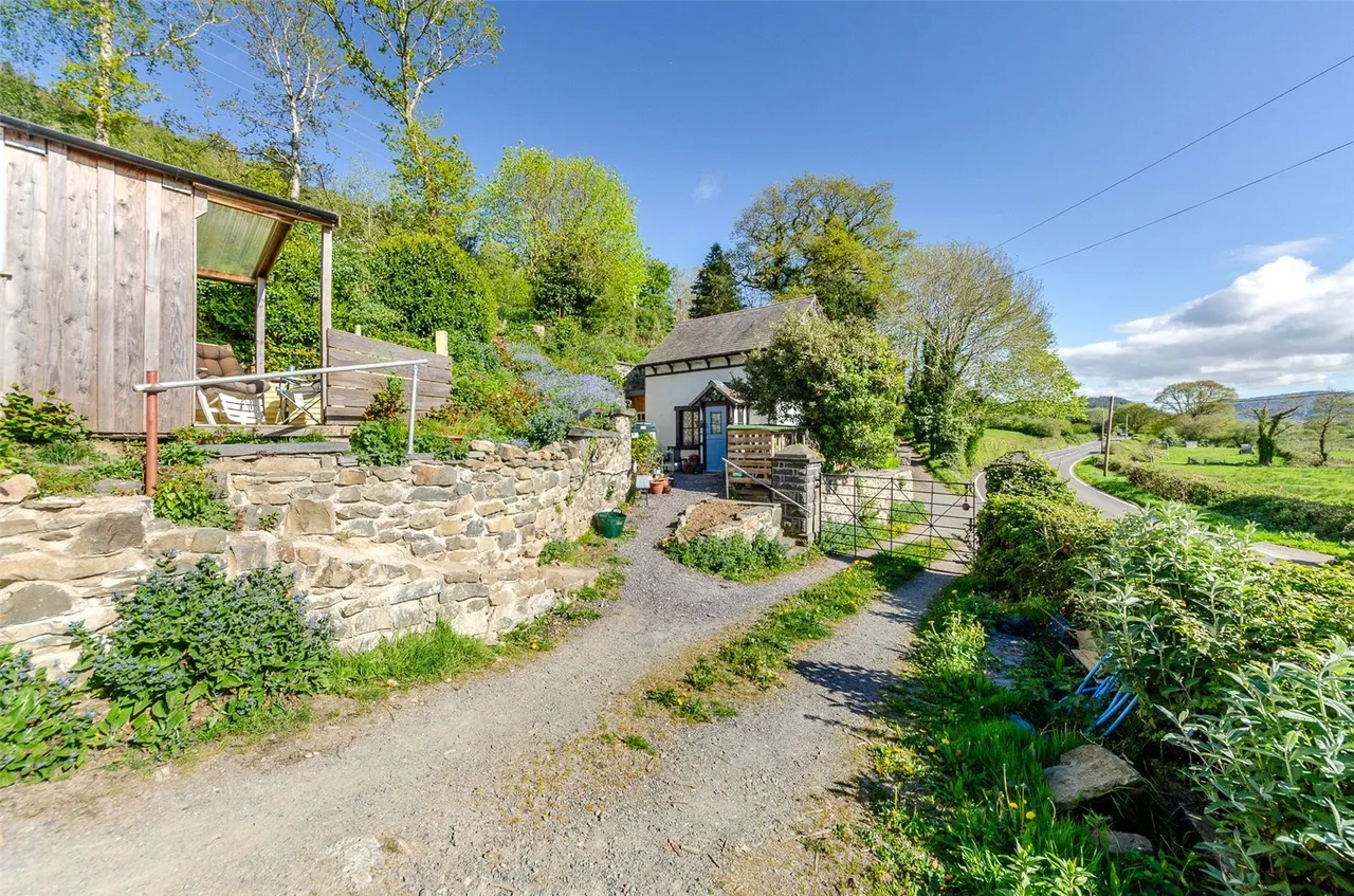 Maenan, Llanrwst, LL26, photo 14