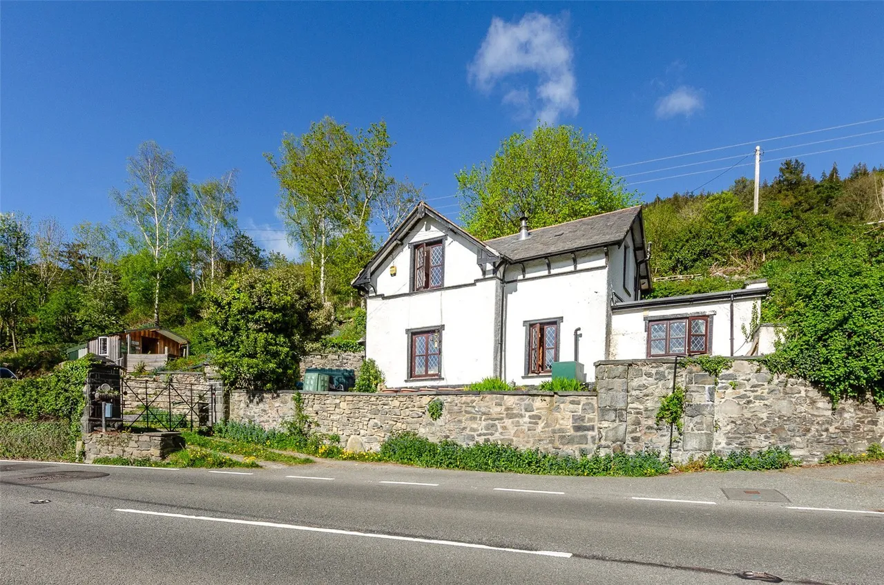 Maenan, Llanrwst, LL26, photo 7