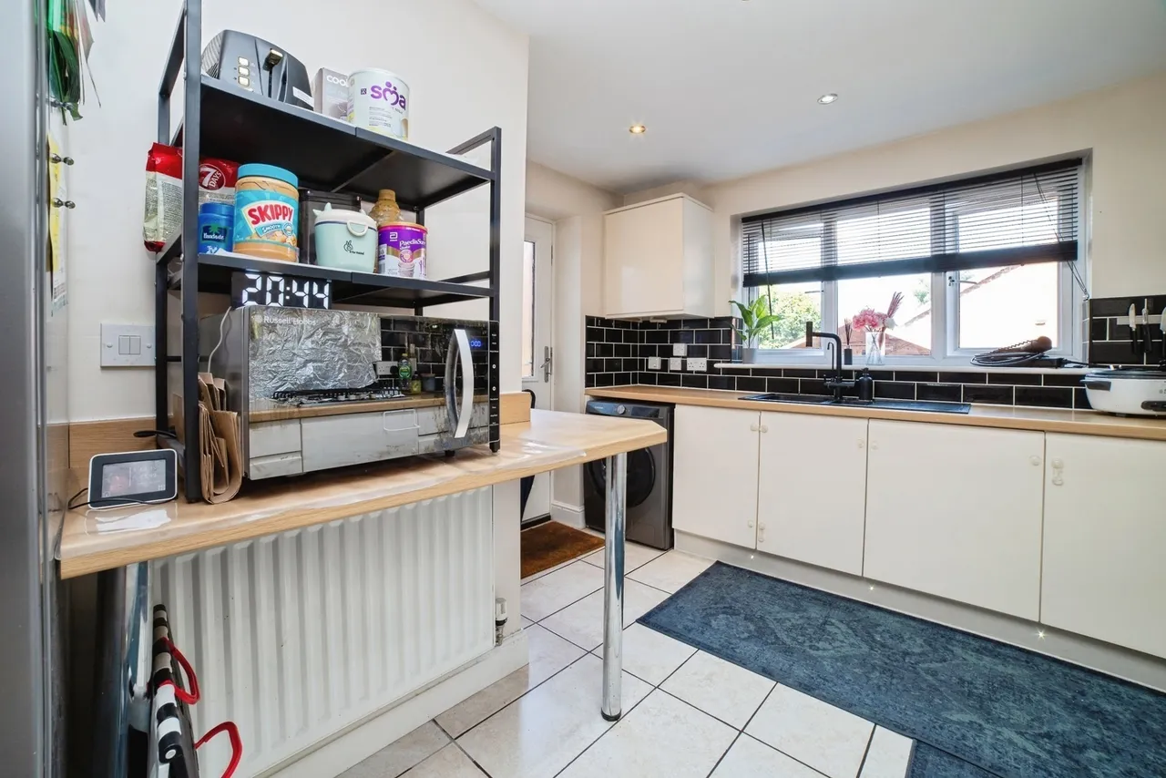 Cornmill Road, Sutton-in-Ashfield, Nottinghamshire, NG17, photo 5