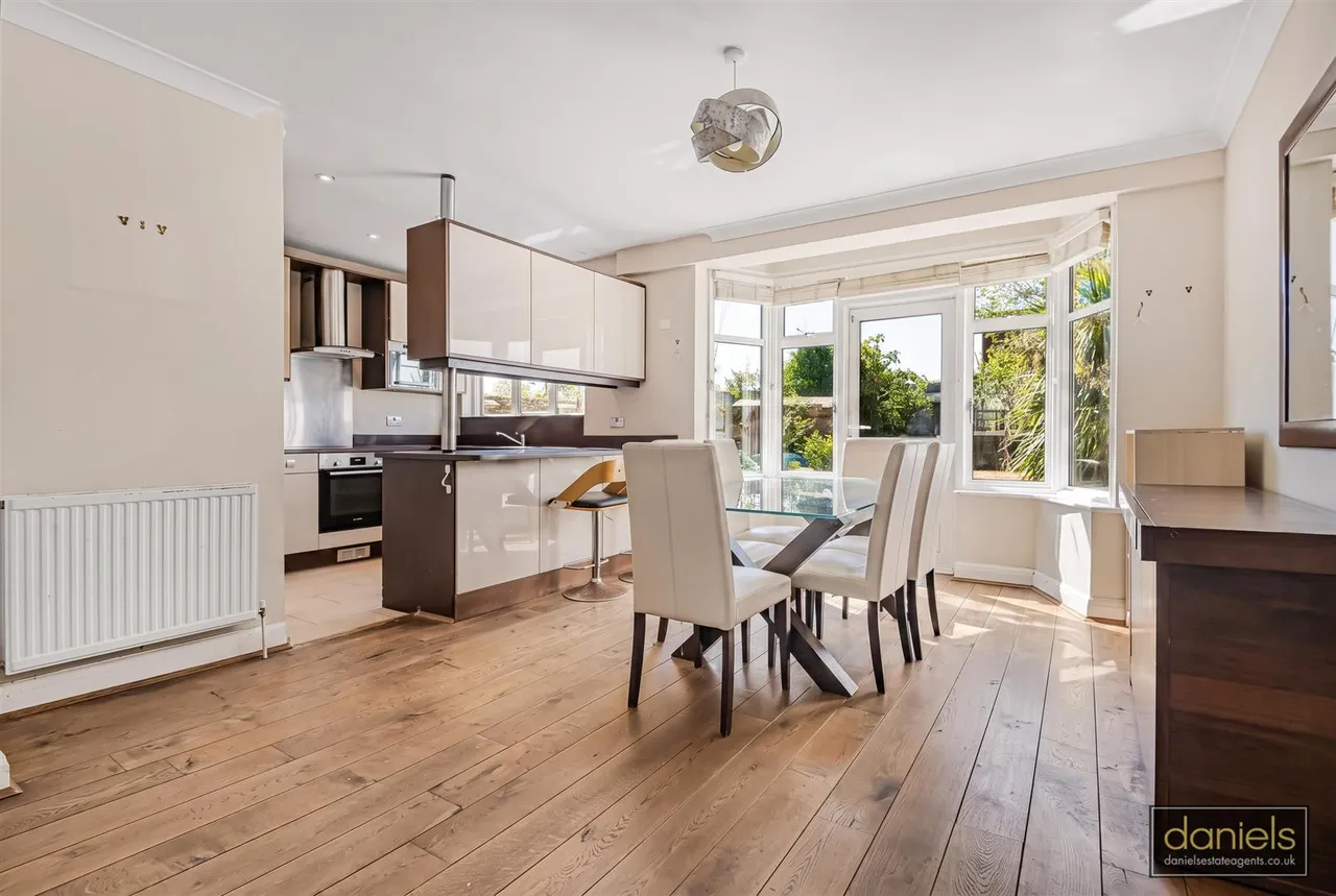 Norval Road, Sudbury Court Estate, HA0, photo 5