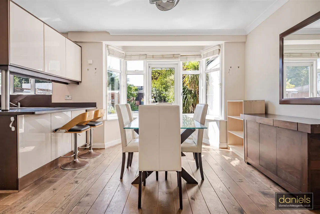 Norval Road, Sudbury Court Estate, HA0, photo 8